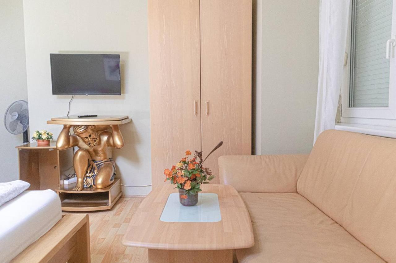 Comfortable Rooms In A Beautiful House Gd Vienna Exterior photo